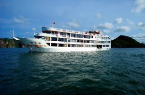 Halong Bay Escape Junk Boat Cruise